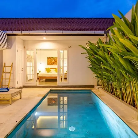 Casa Nisa Seminyak Villa